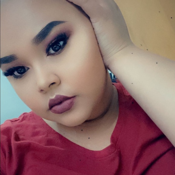 Makeup artist!! @sanchezengie - Picture 3 of 5